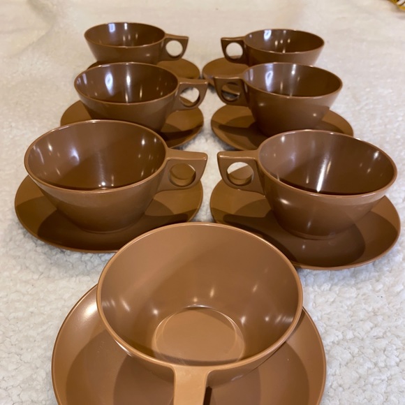 Kitchen Retro Mid Century Modern Melamine Coffee Cups And Saucers